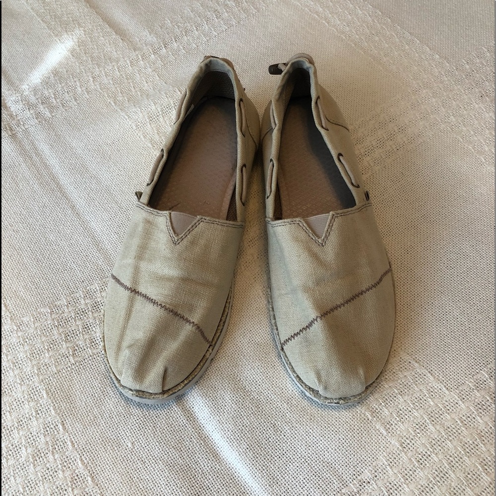 Women’s shoes